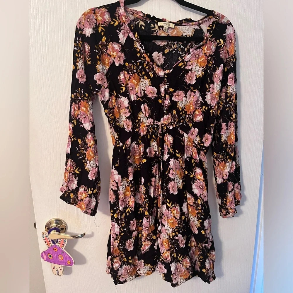 Kori America Floral dress Long Sleeve black size Medium
